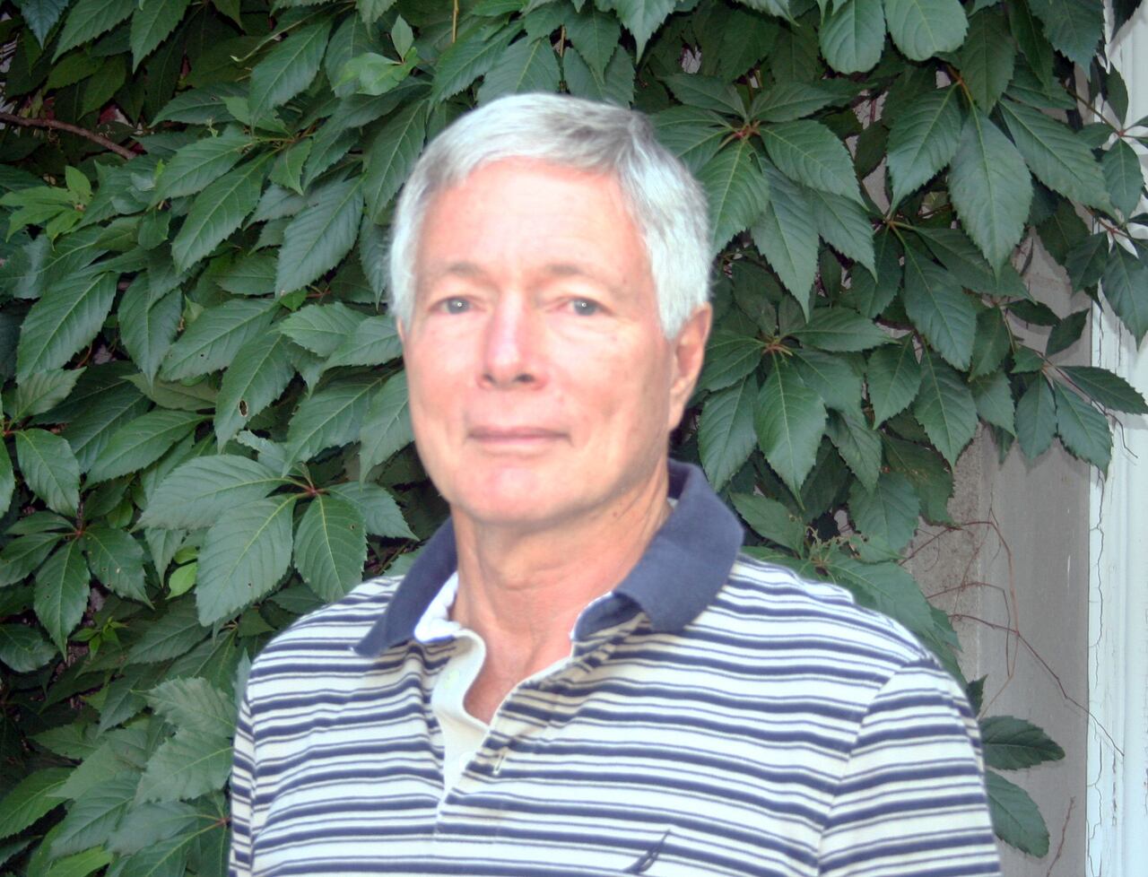 Portrait of author Robin Davidson